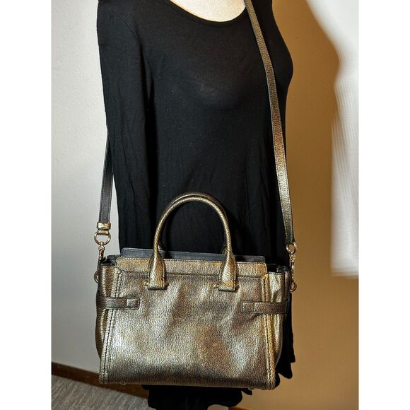 Coach Gold Leather Swagger Medium Carryall Top Handle Bag EUC - Picture 2 of 9